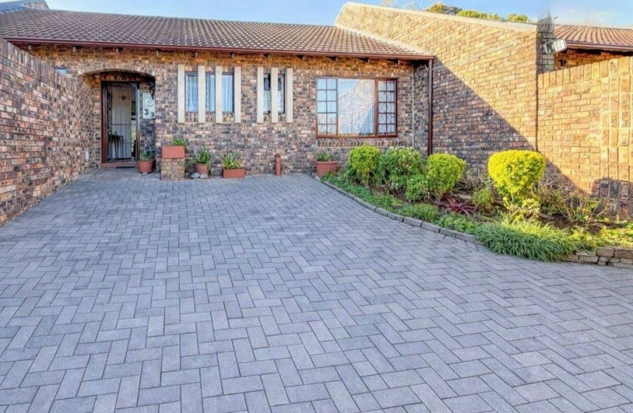 2 Bedroom Property for Sale in Gonubie Eastern Cape